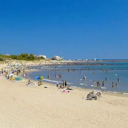 Apartment With Swimming Pool Near The Sea Apartment Agde